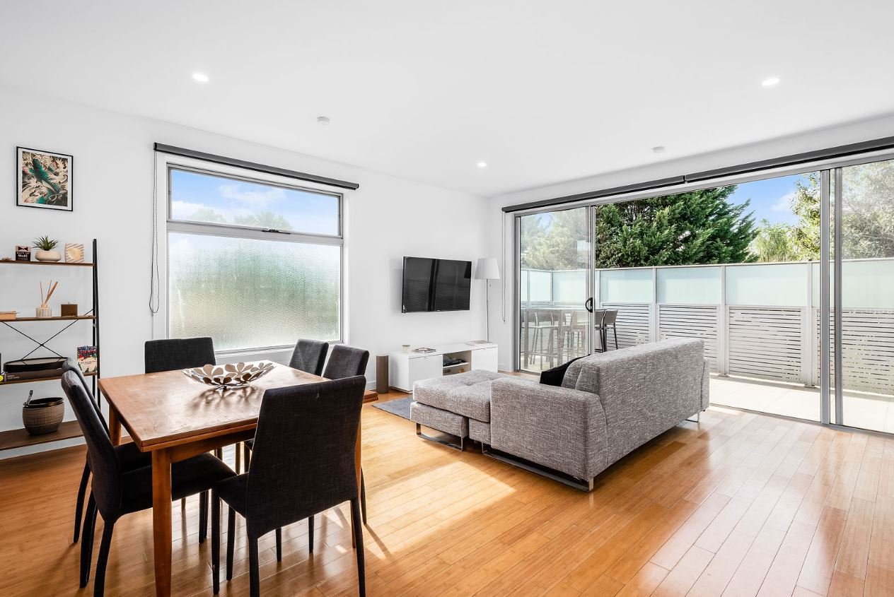 105/135 Lower Dandenong Road, Mentone image 2