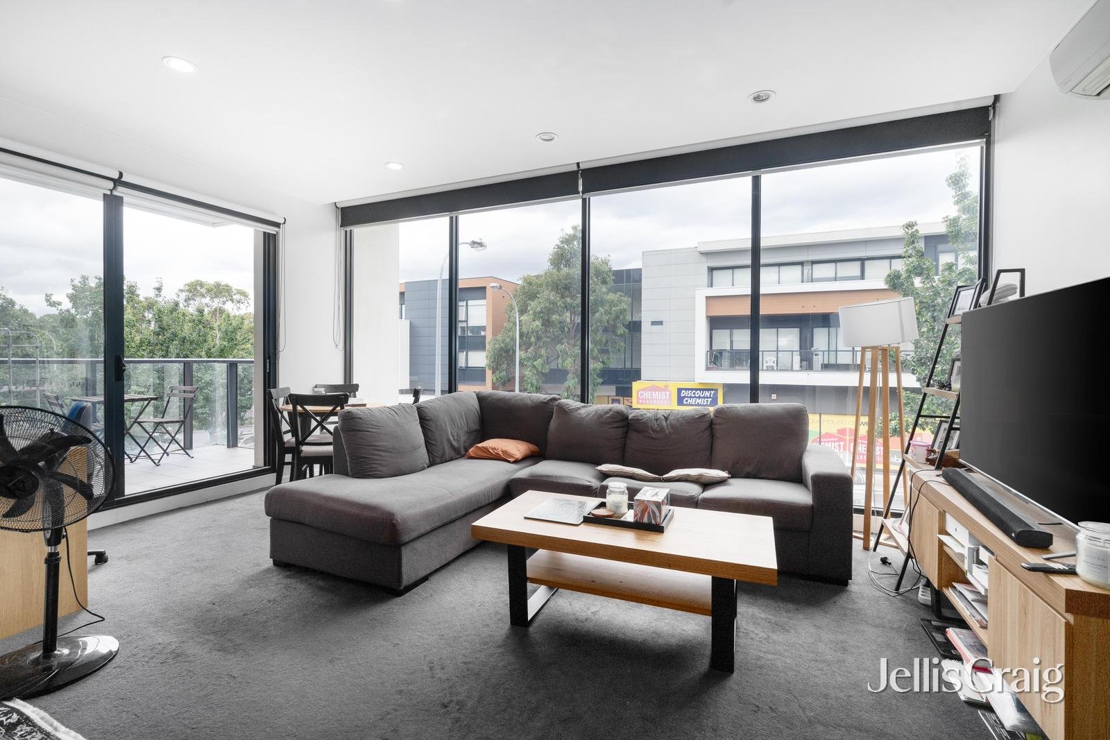 105/16 Copernicus Crescent, Bundoora image 2