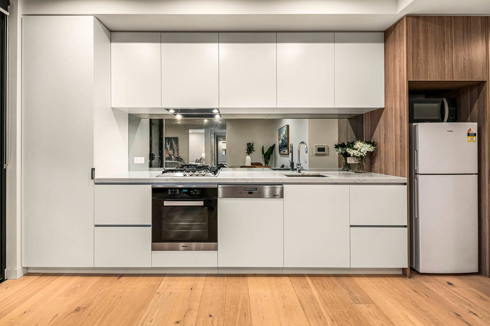 Property Gallery Thumbnail 3