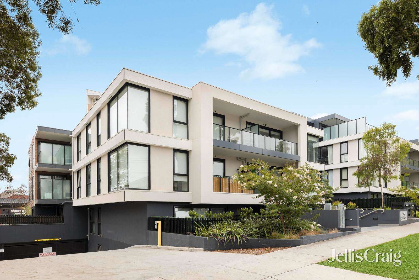 105/25 Collins Street, Chadstone image 1