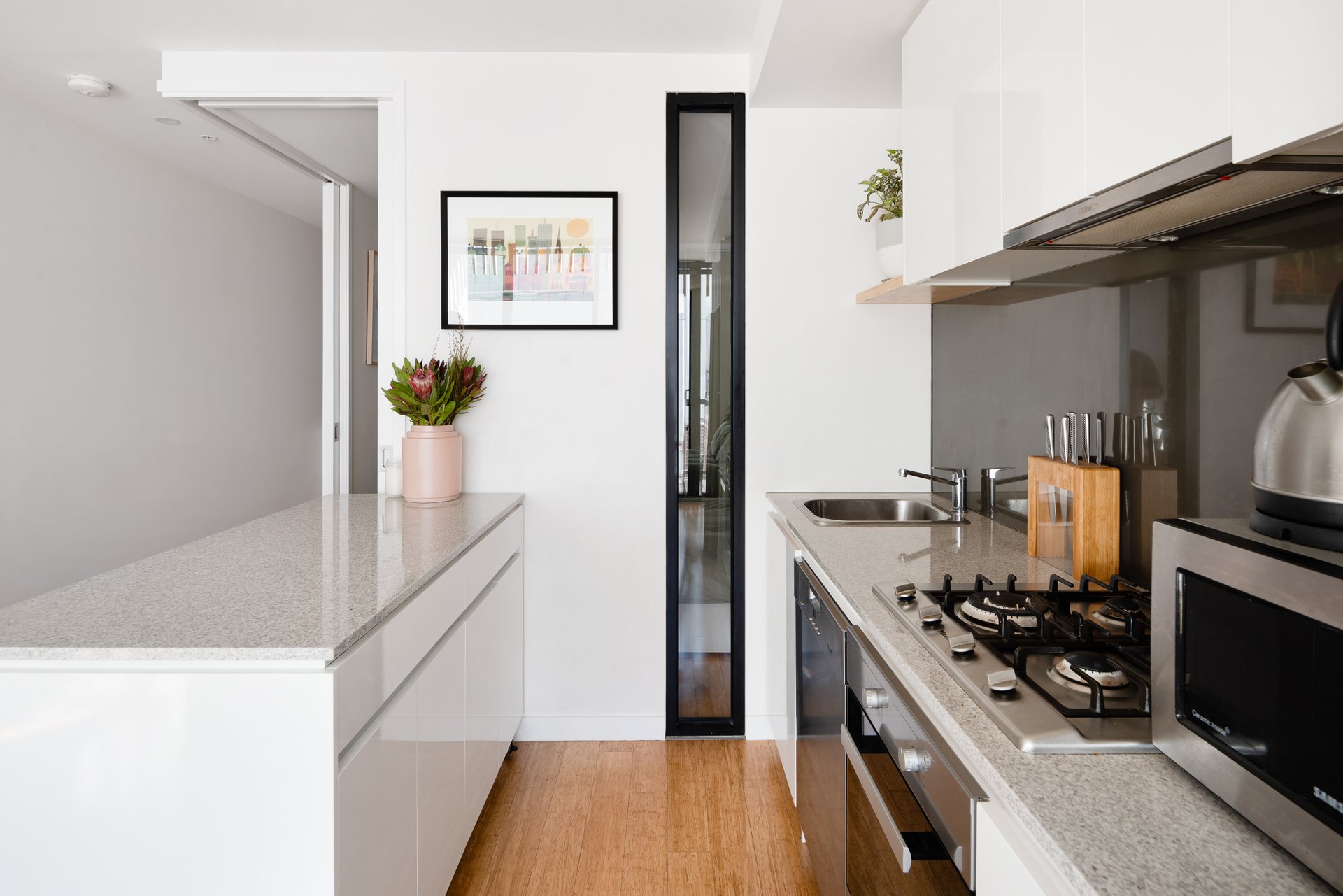 105/26 Merri Parade, Northcote image 6