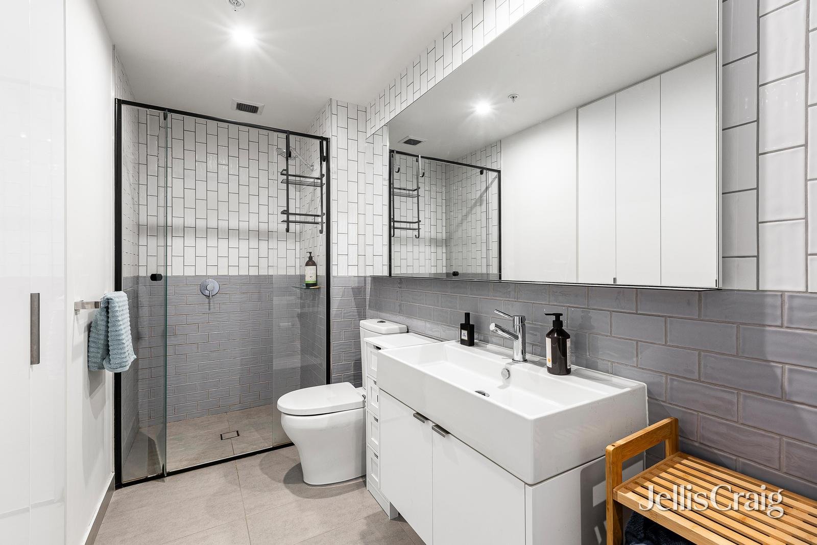 105/294 Lygon Street, Brunswick East image 9