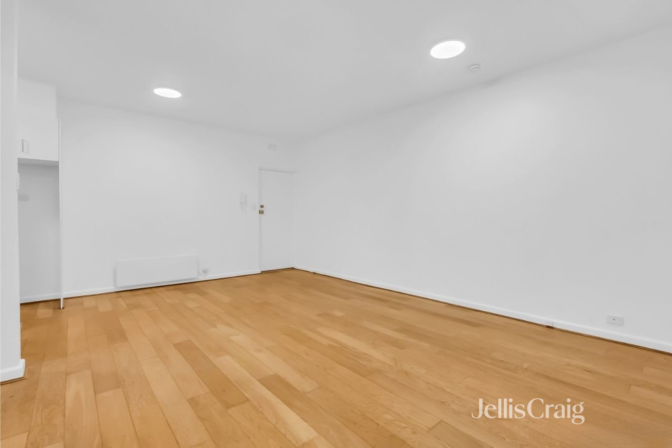 10/53-59 Grey Street, East&nbsp;Melbourne image 8