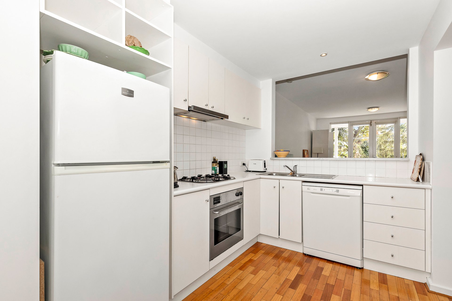 Property Gallery Thumbnail 3