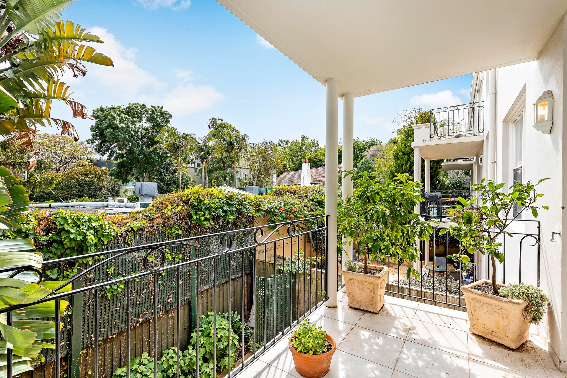 Property Gallery Thumbnail 6