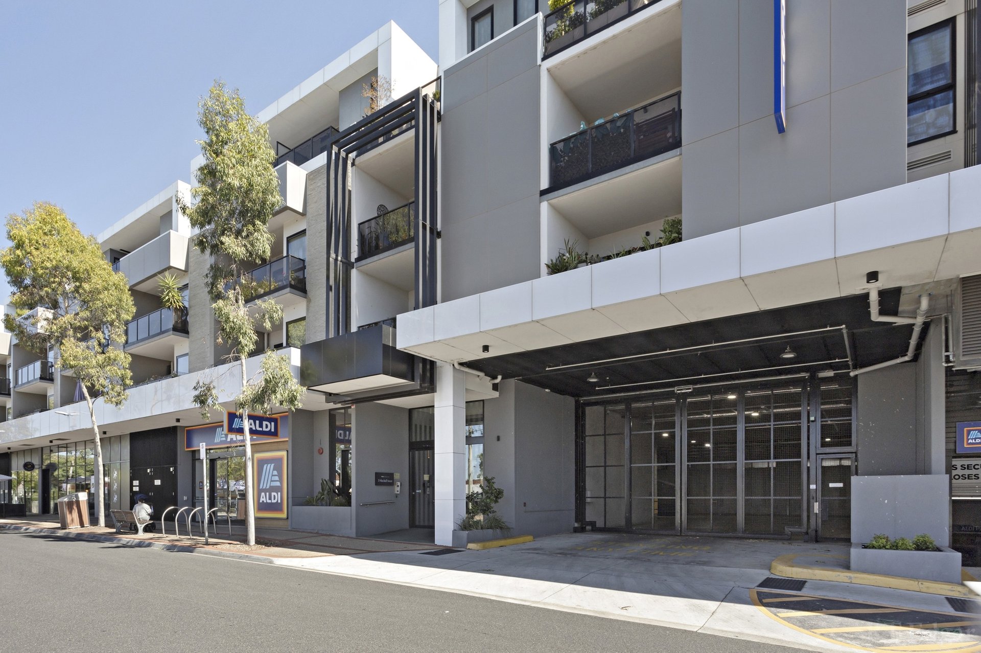 Property Gallery Thumbnail 2