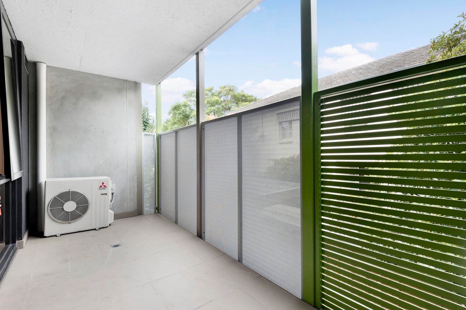 Property Gallery Thumbnail 4