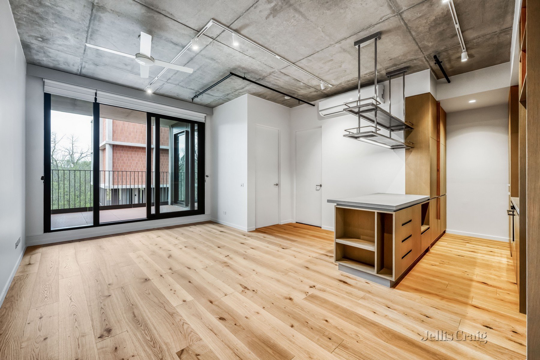 105/5 High Street Close, Northcote image 3