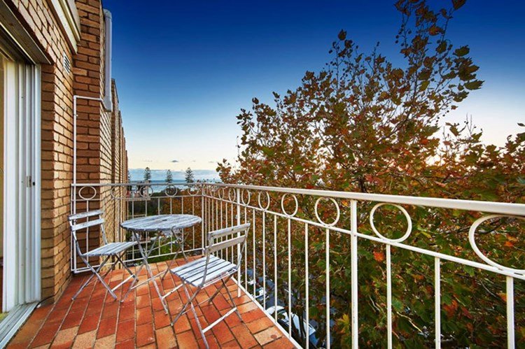 Property Gallery Thumbnail 2