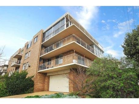 Property Gallery Thumbnail 8