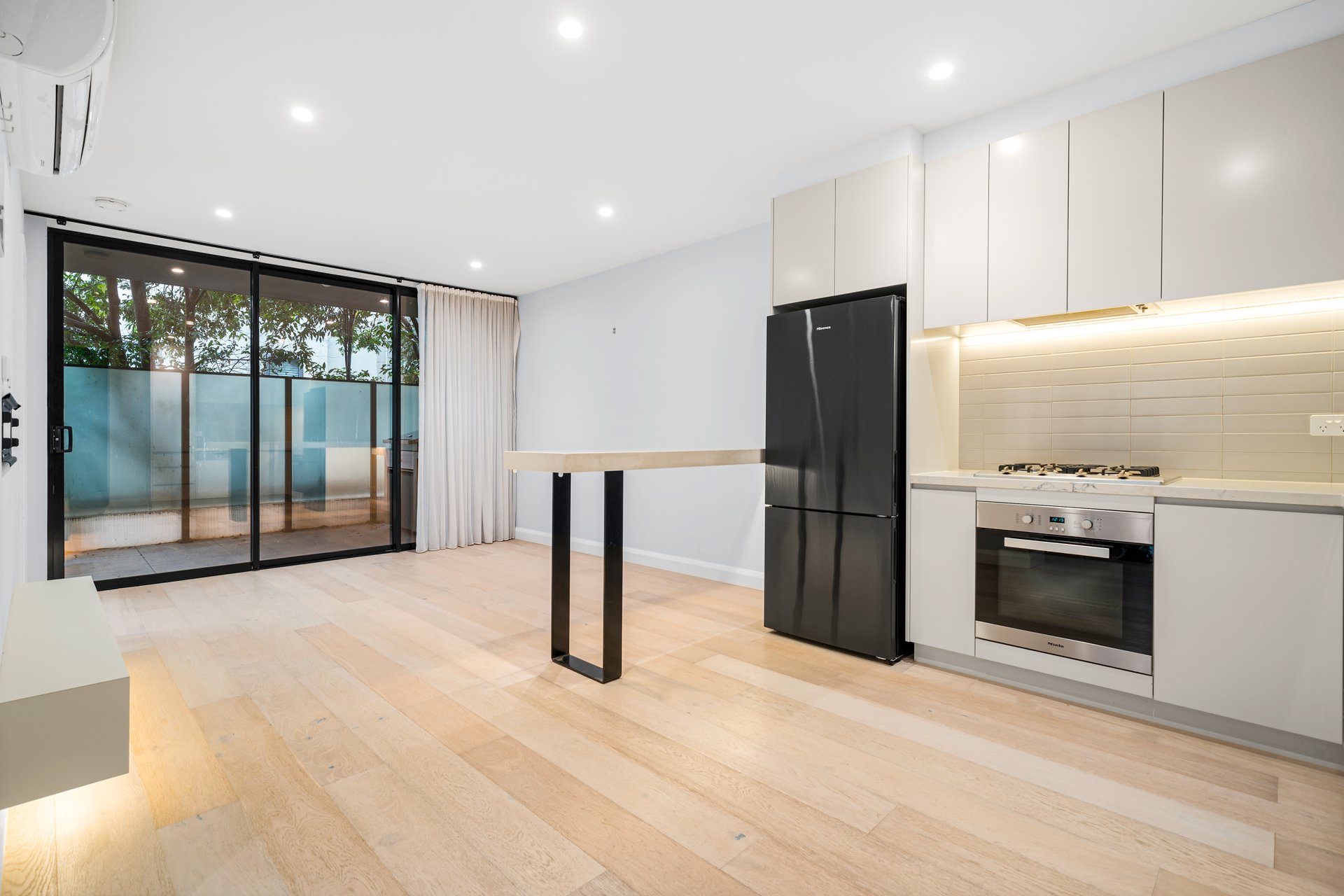Property Gallery Thumbnail 2