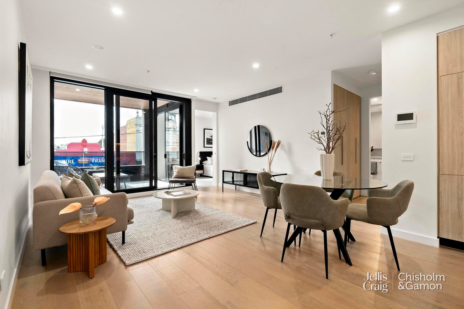 105/538 Burwood Road, Hawthorn image 5