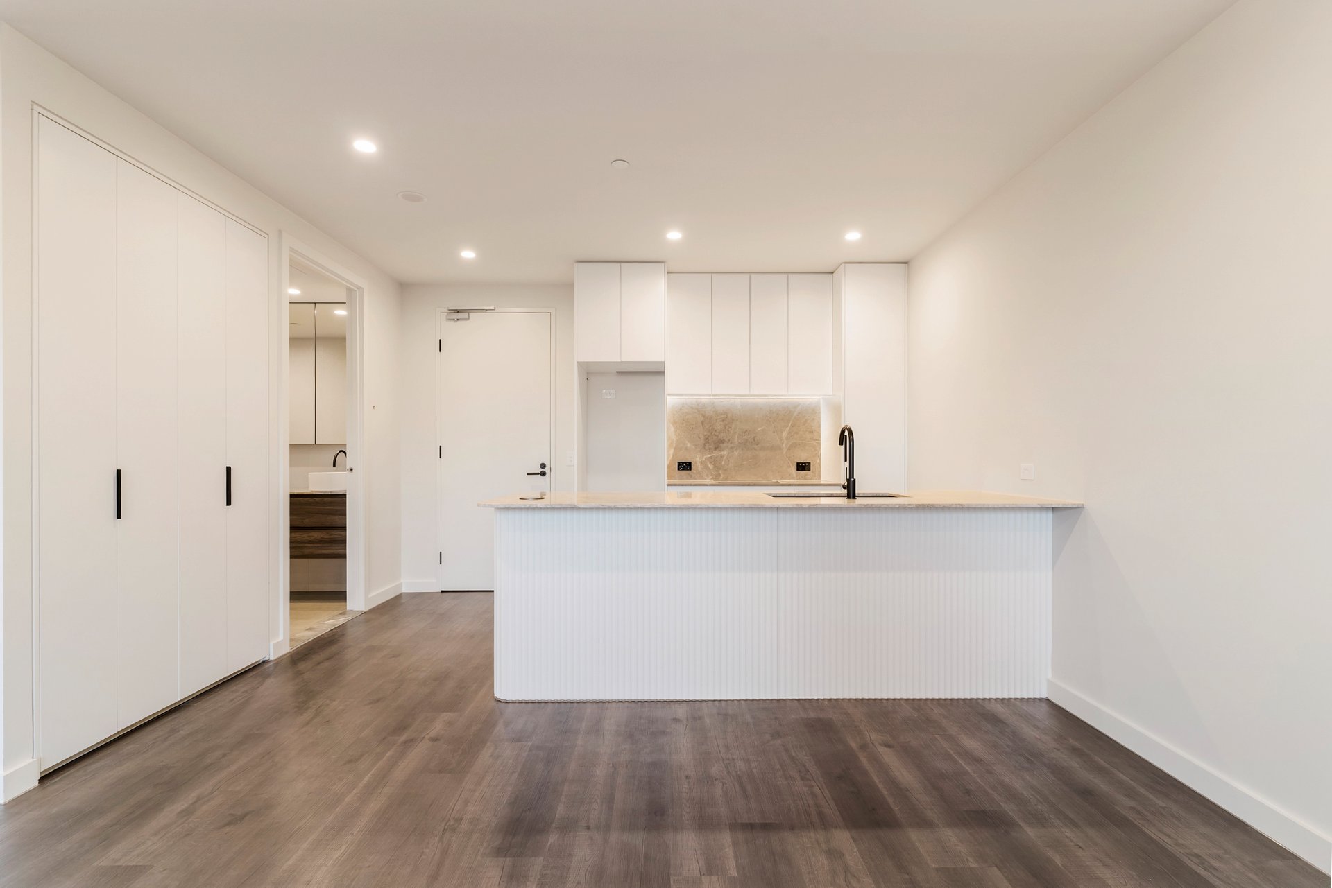 Property Gallery Thumbnail 2