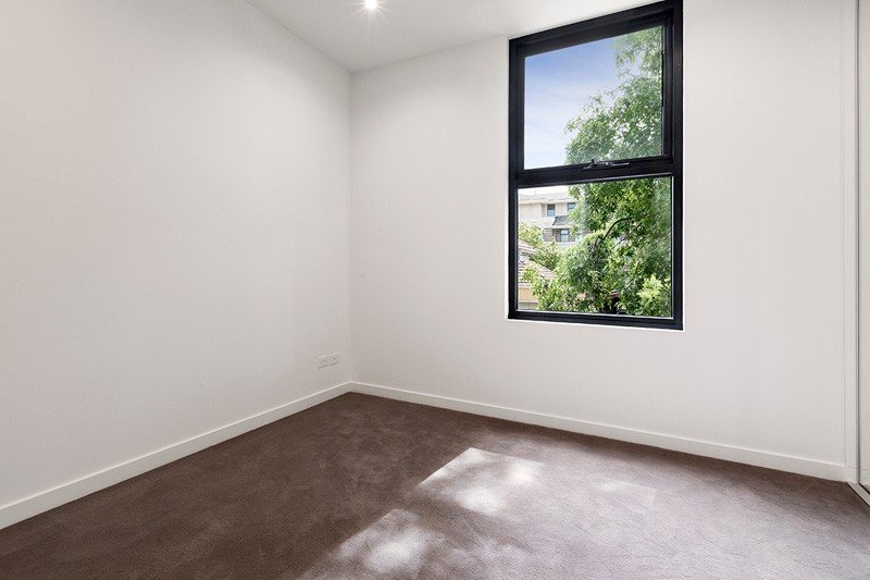 Property Gallery Thumbnail 6