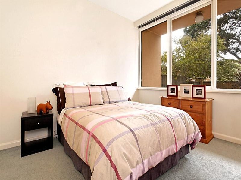 10/574 Glenferrie Road, Hawthorn image 4