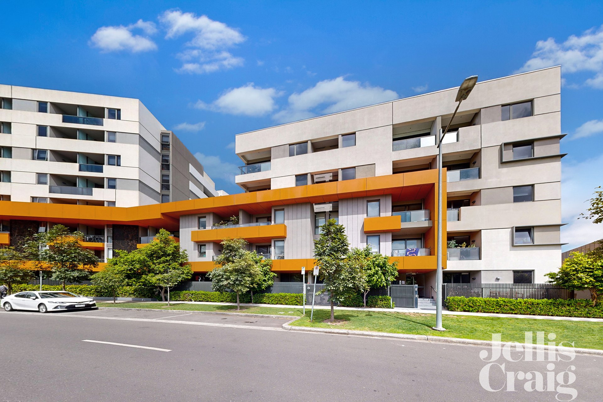 105/77 Galada Avenue, Parkville image 1