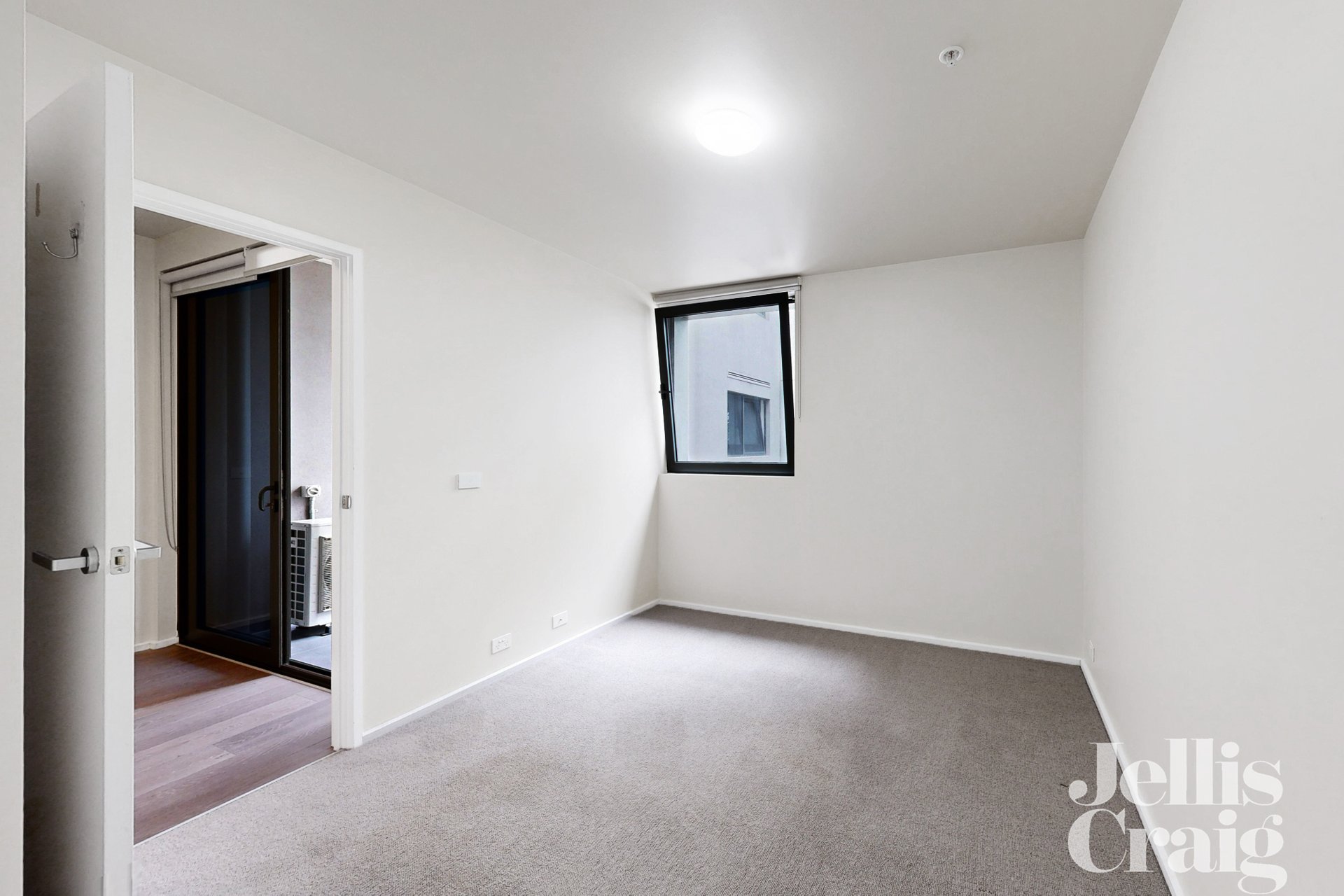 105/77 Galada Avenue, Parkville image 5