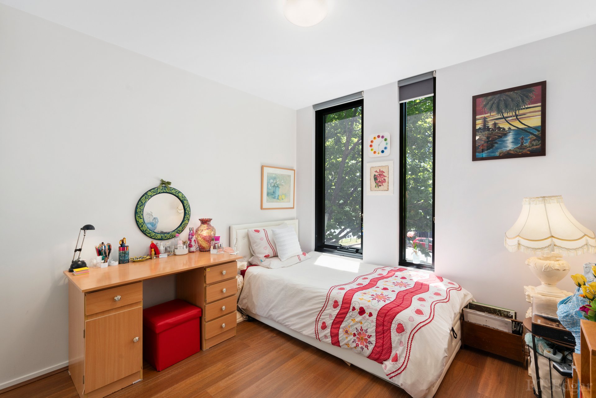 Property Gallery Thumbnail 6