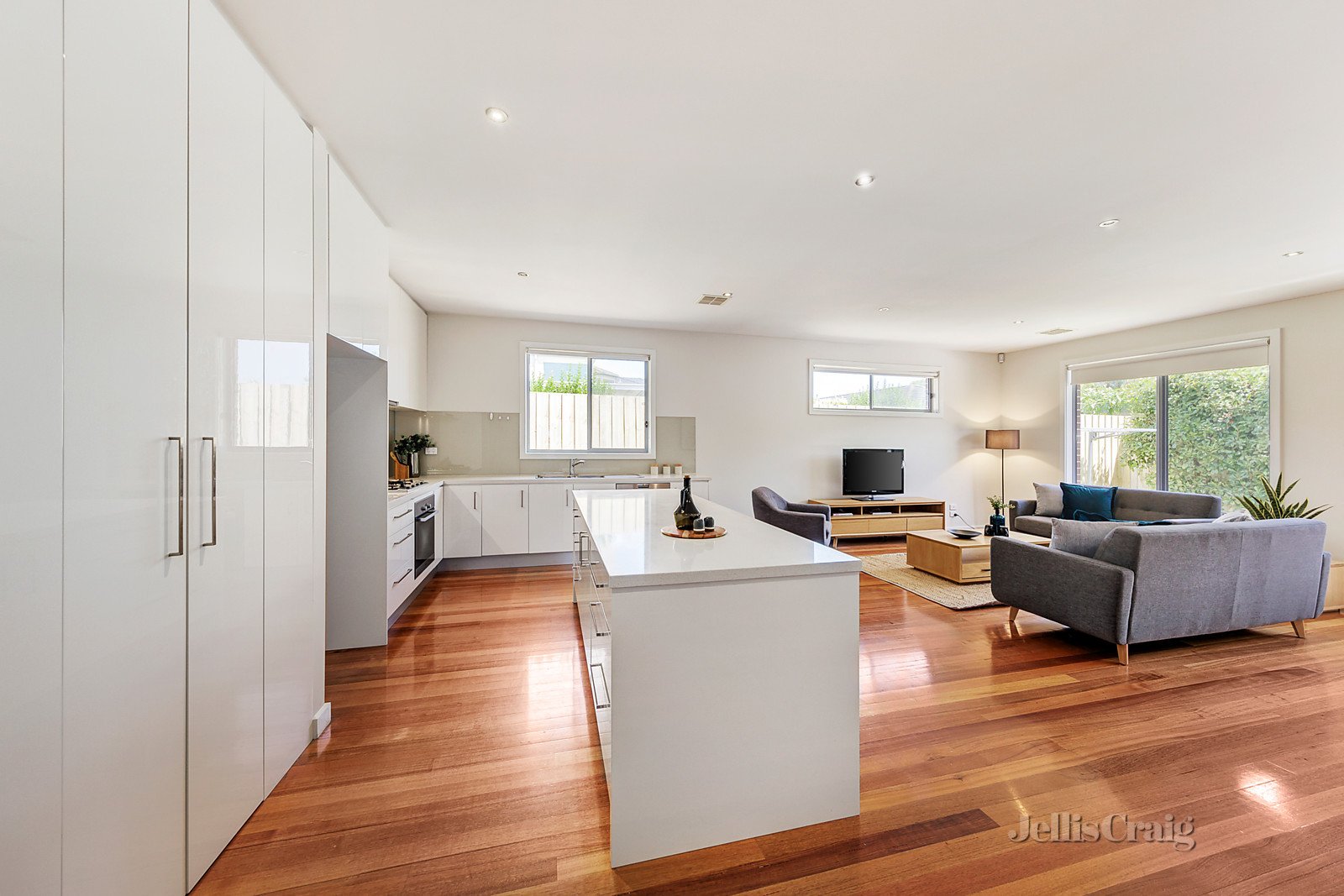 105A Mackie Road, Bentleigh East image 3