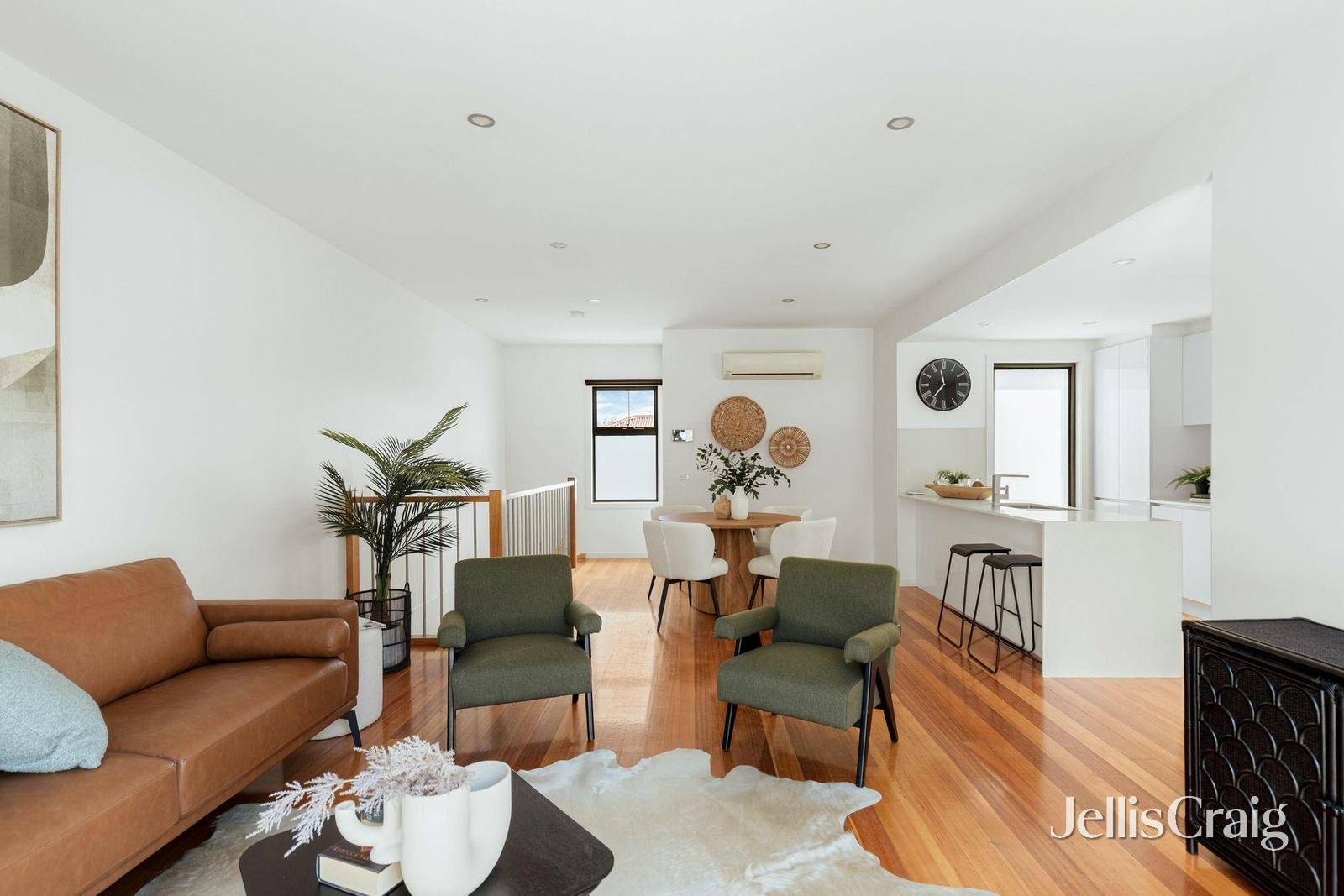 105B St David Street, Thornbury image 2