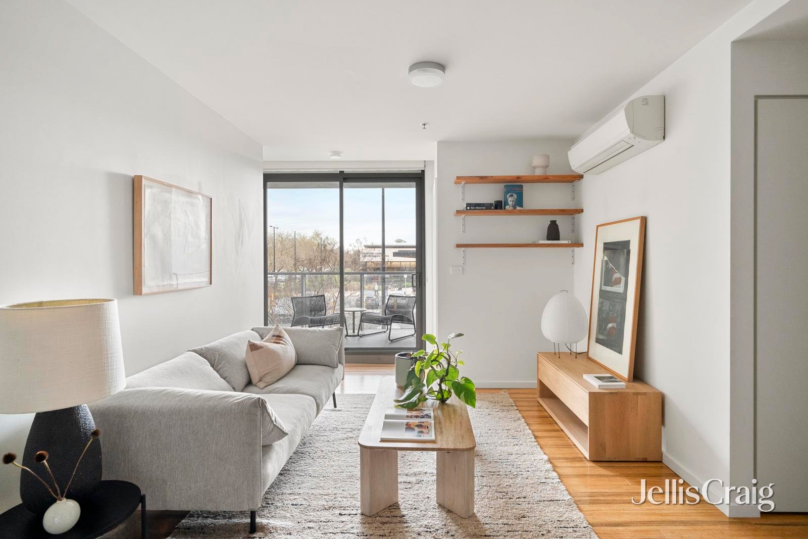 105C/168 Victoria Road, Northcote image 2