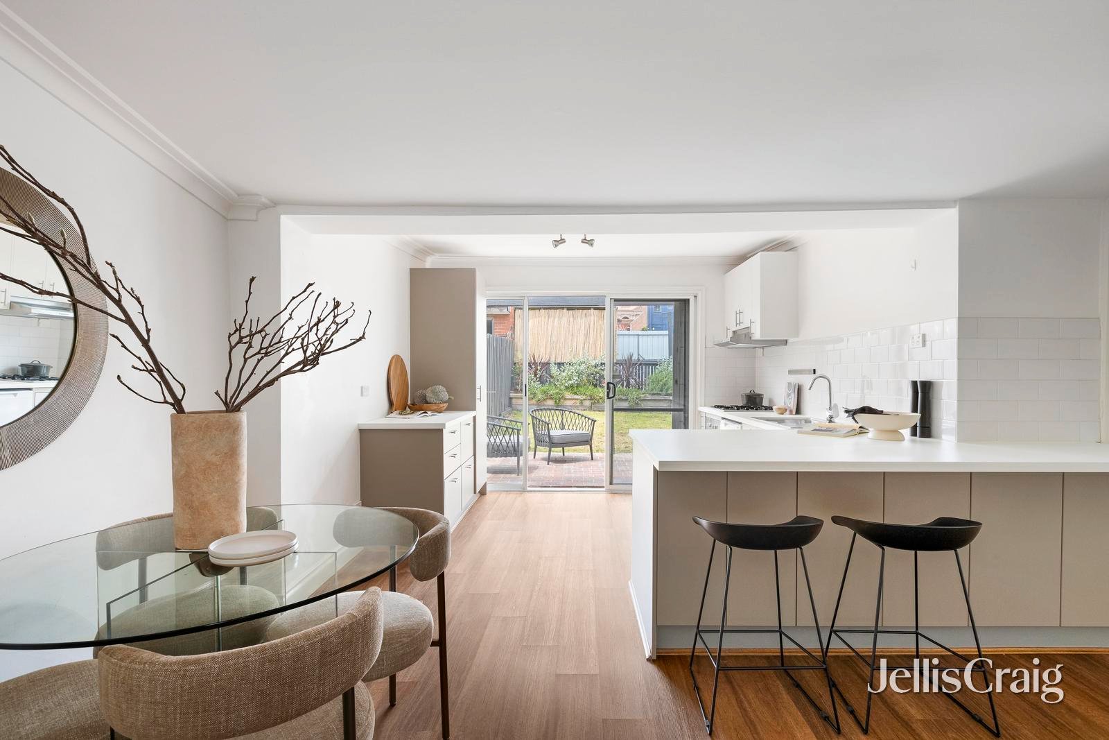 106 Helen Street, Northcote image 1