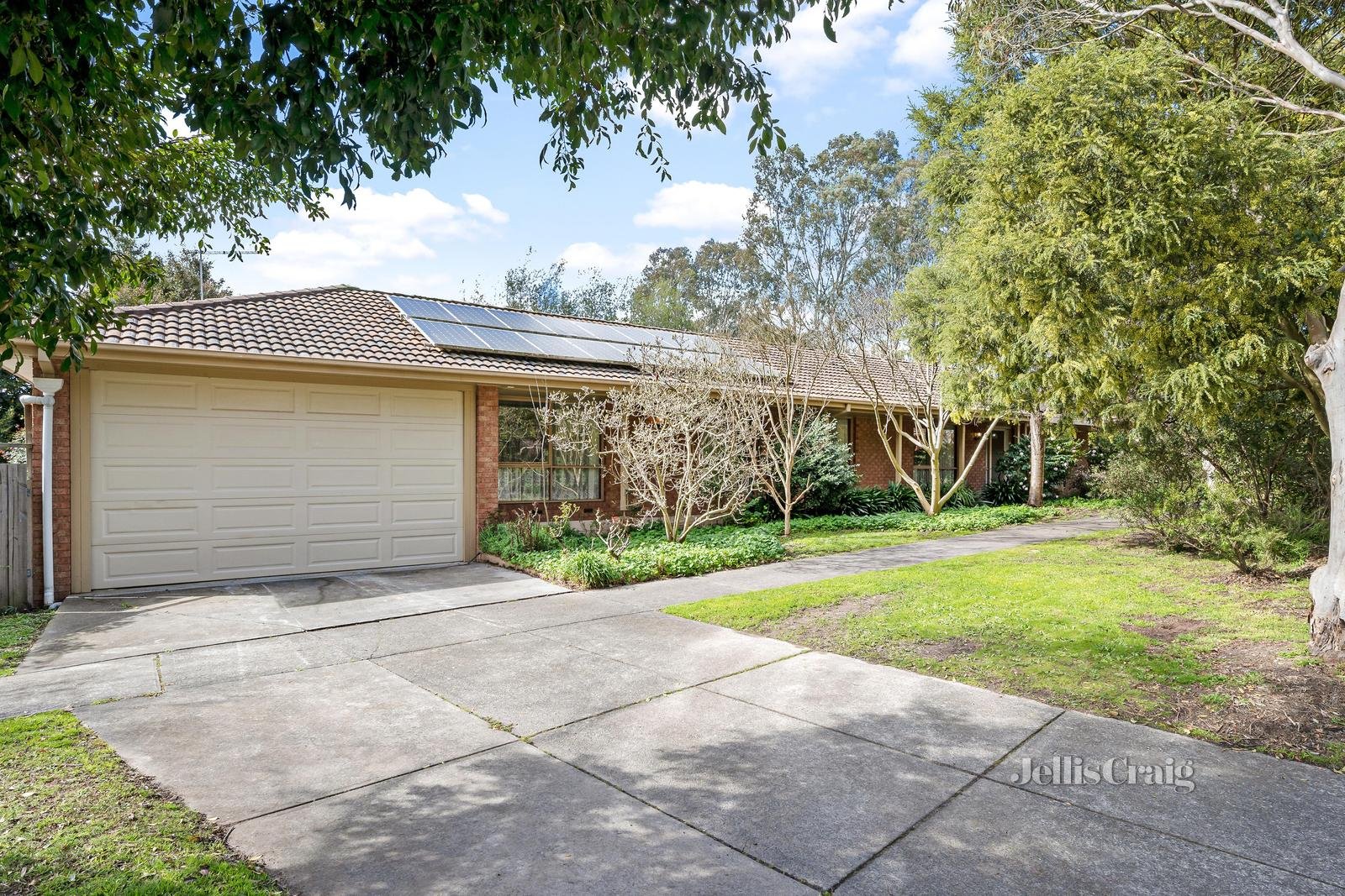 106 Lakeview Drive, Lilydale image 1