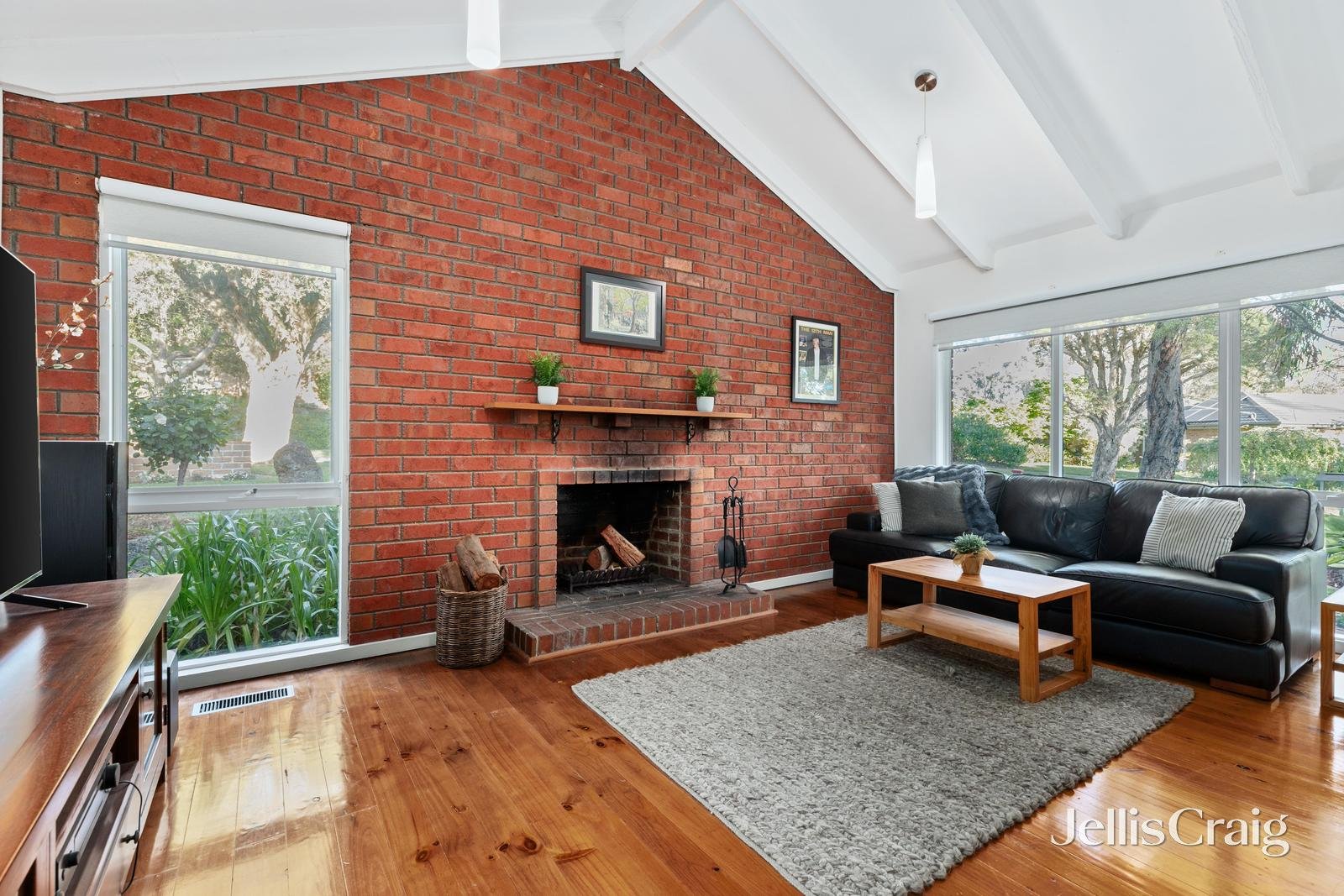106 Langdale Drive, Croydon Hills image 2