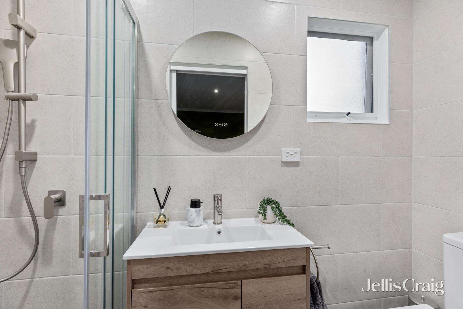 106 Langdale Drive, Croydon Hills image 6