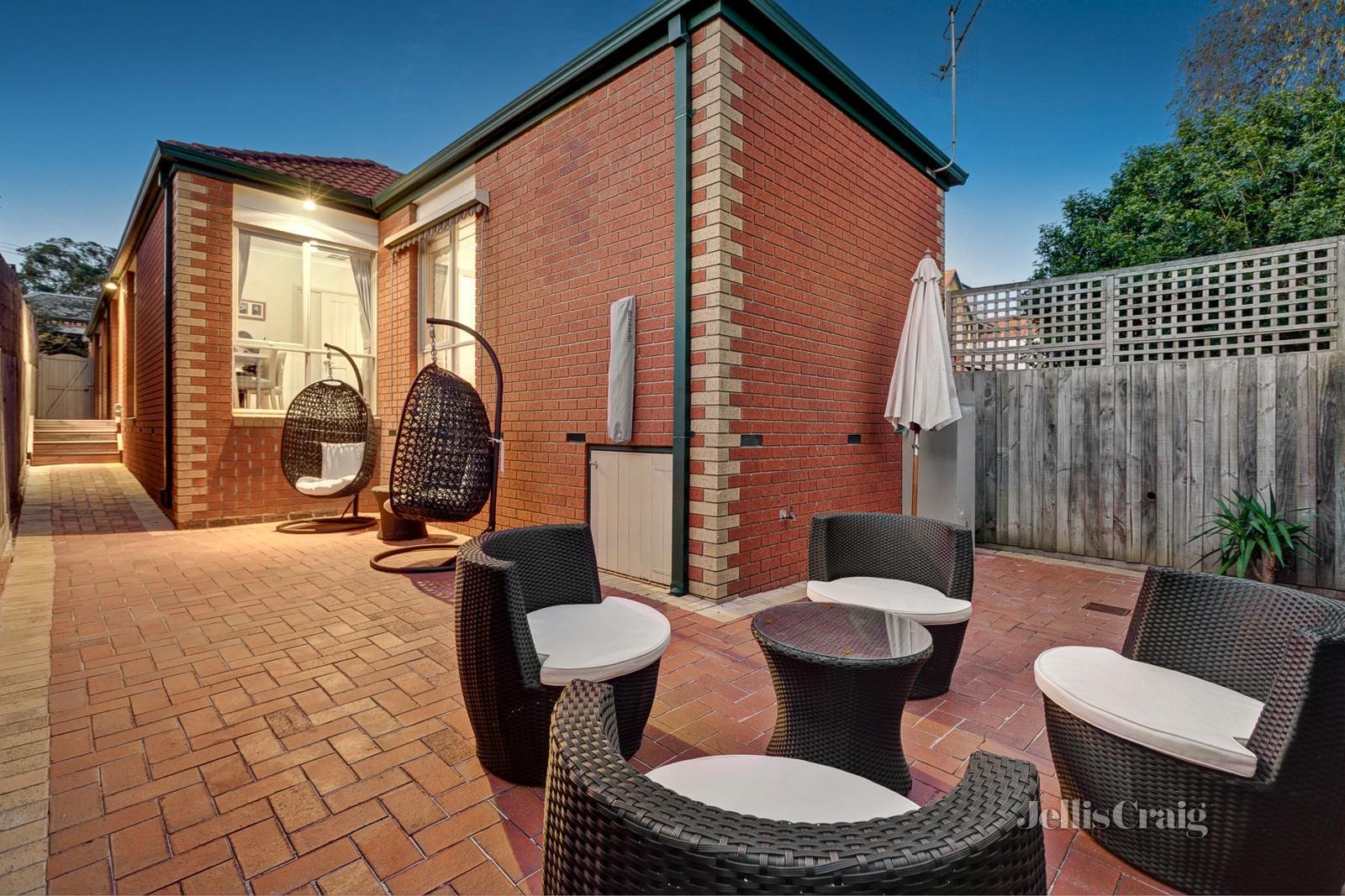 106 Liddiard Street, Hawthorn image 10