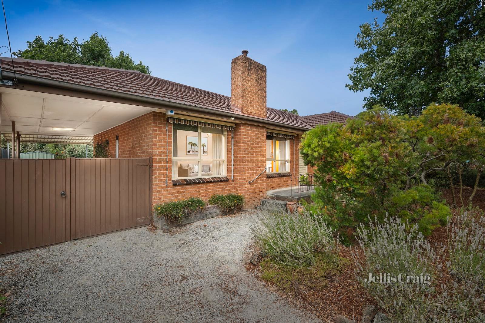 106 Lomond Avenue, Kilsyth image 1