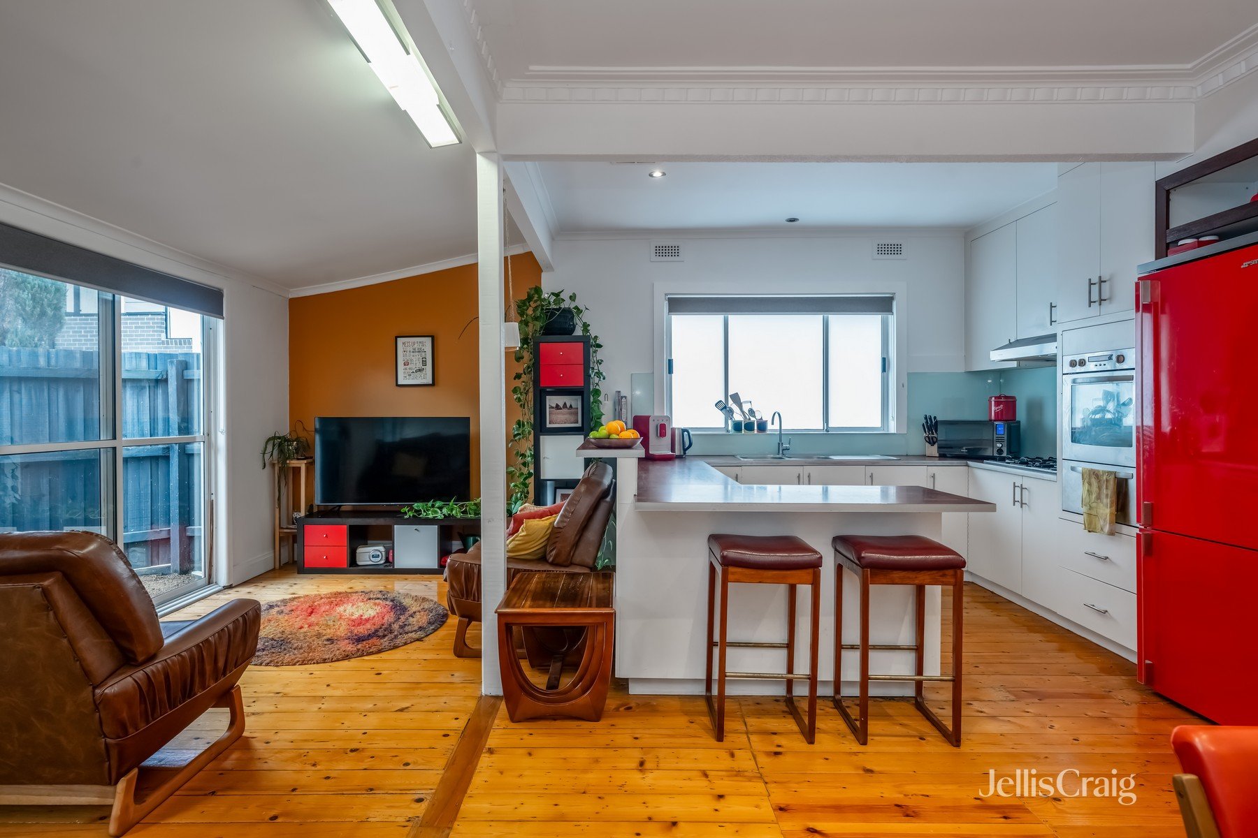 106 McMahon Road, Reservoir image 2