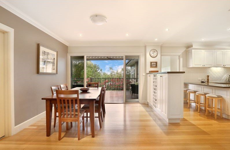 106 Mountain View Parade, Rosanna image 3