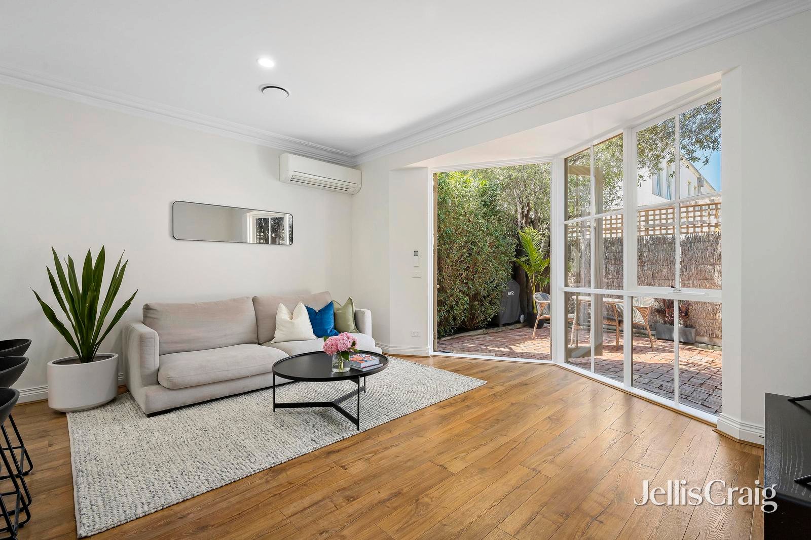 106 Nott Street, Port&nbsp;Melbourne image 2