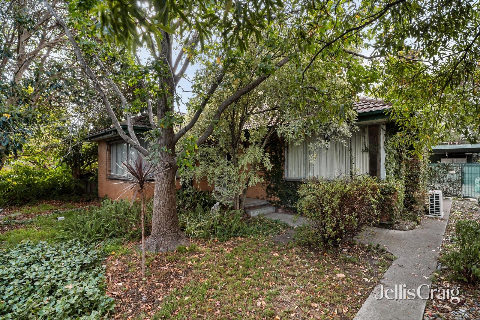 106 Rowans Road, Moorabbin image 3