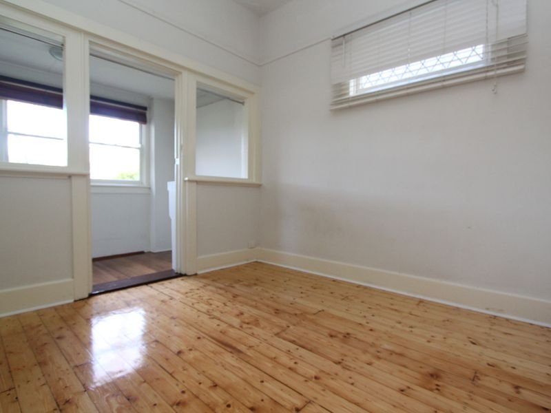 Property Gallery Thumbnail 4