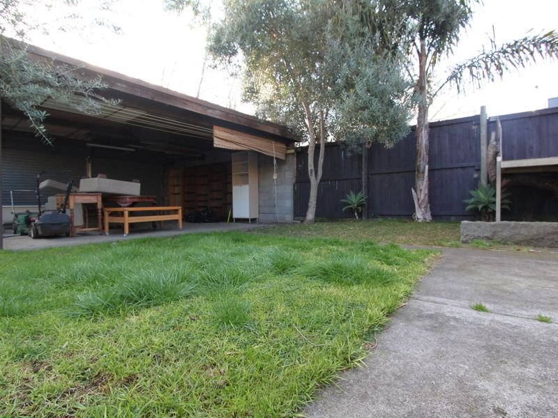 Property Gallery Thumbnail 8