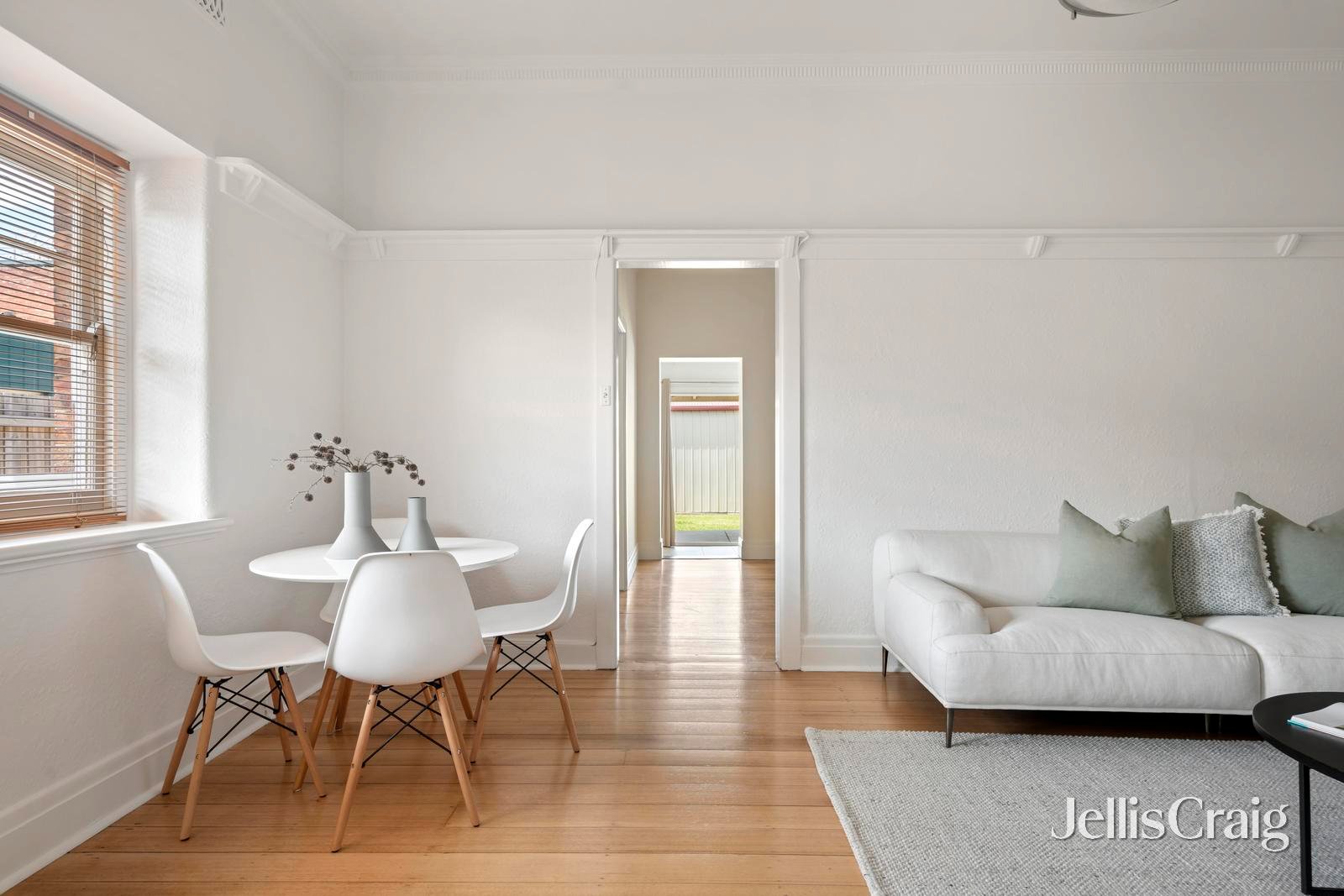 106 Springhall Parade, Pascoe Vale South image 5