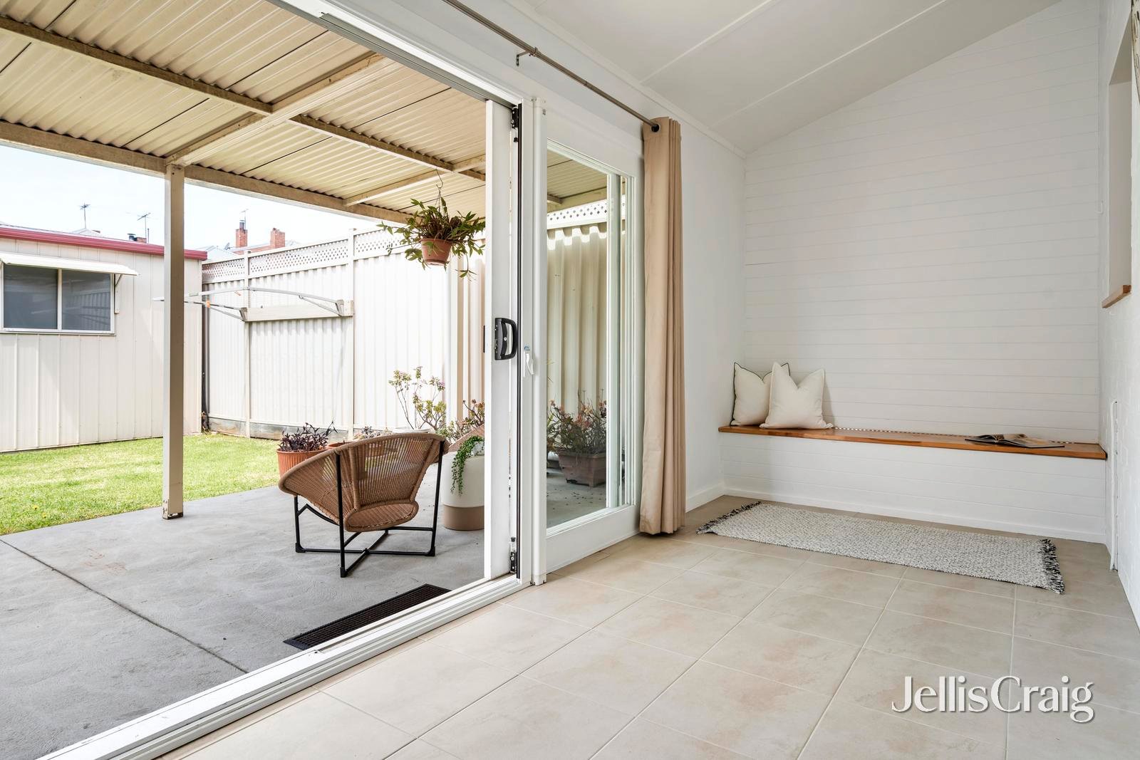 106 Springhall Parade, Pascoe Vale South image 10