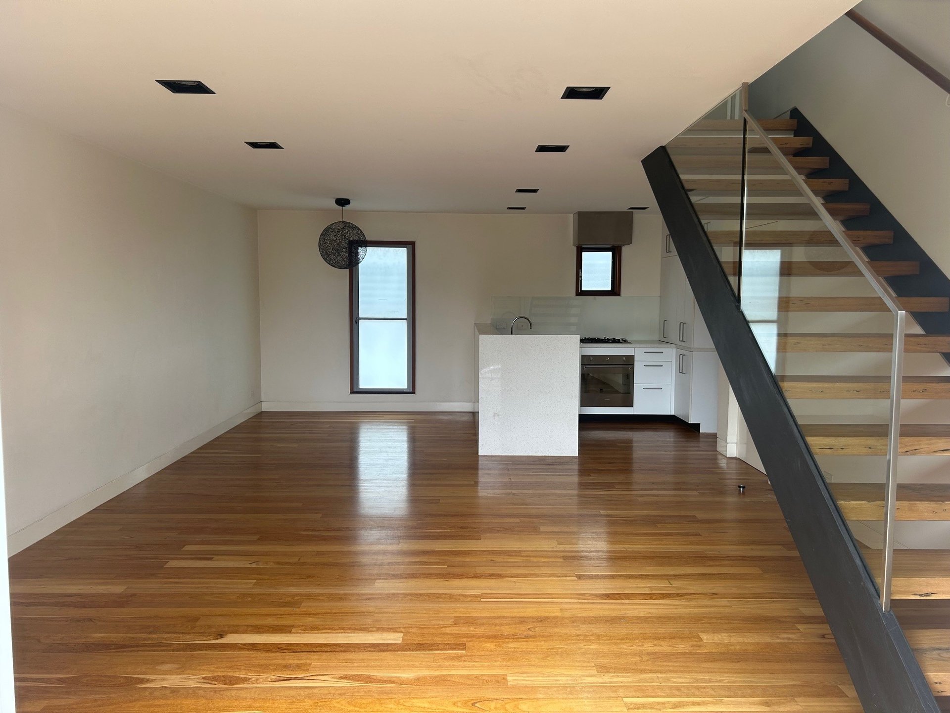 106 Station Street, Port Melbourne image 2