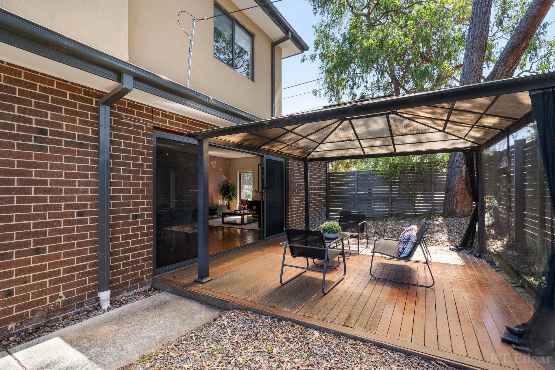Property Gallery Thumbnail 11