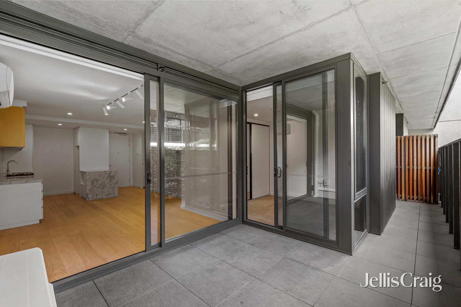 106/12 Queen Street, Blackburn image 5