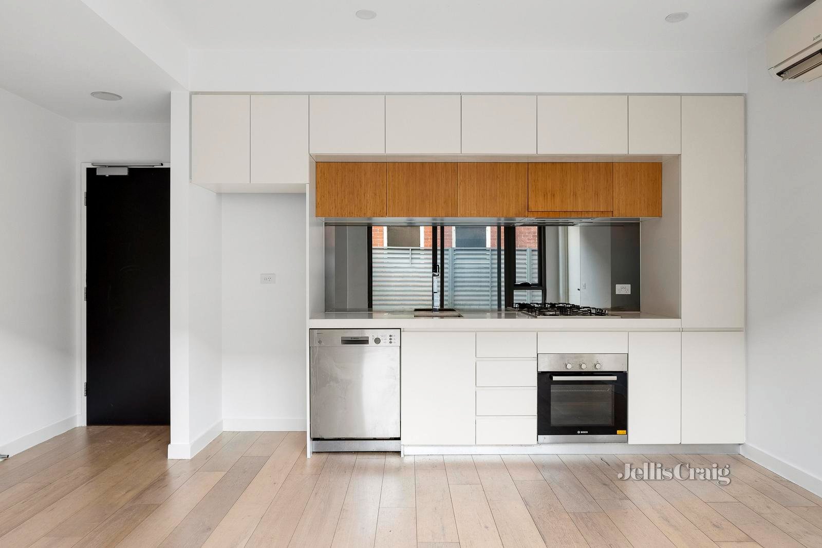 106/144 Hawthorn Road, Caulfield North image 2