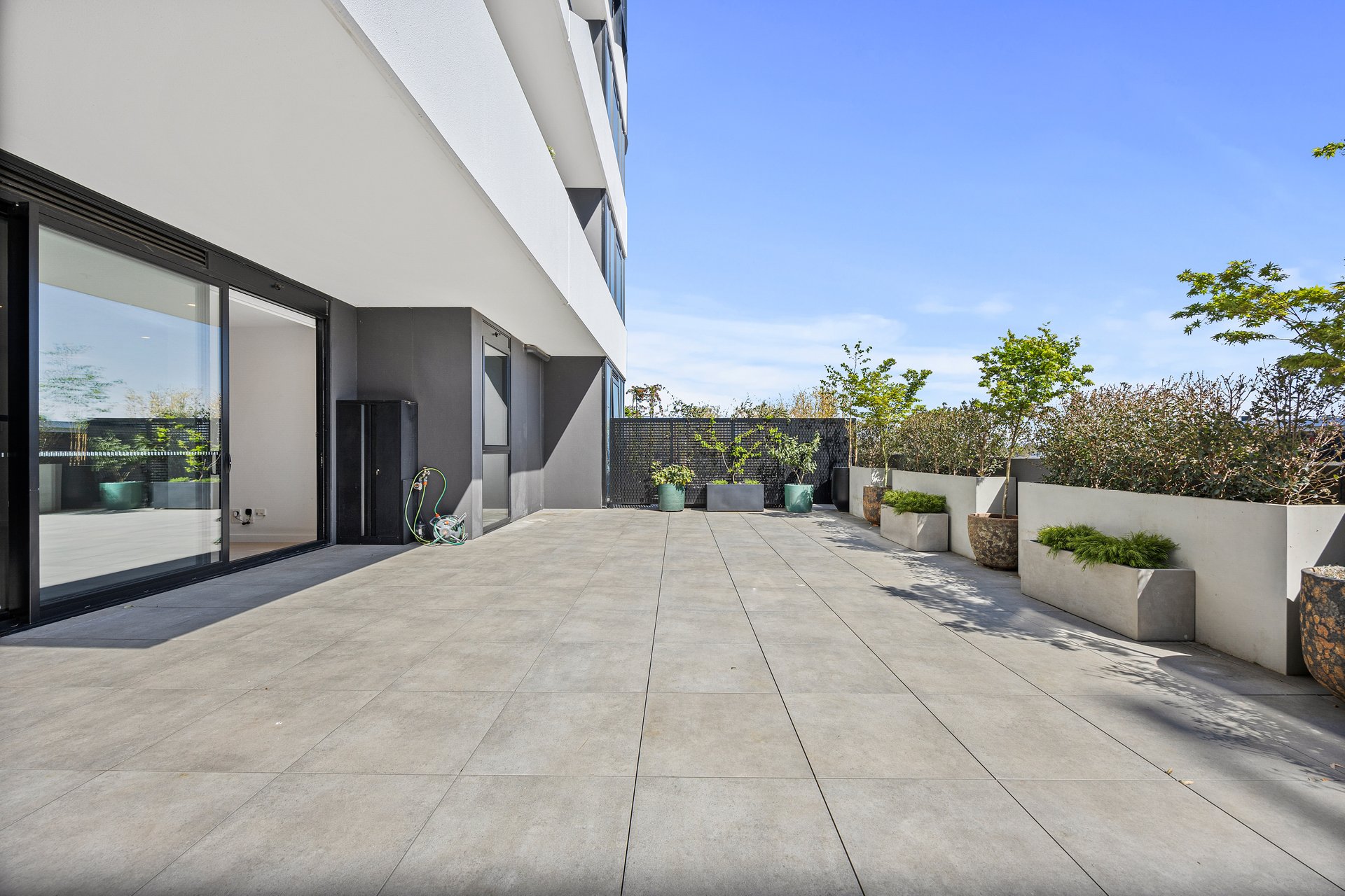 106/162 Whitehorse Road, Blackburn image 10