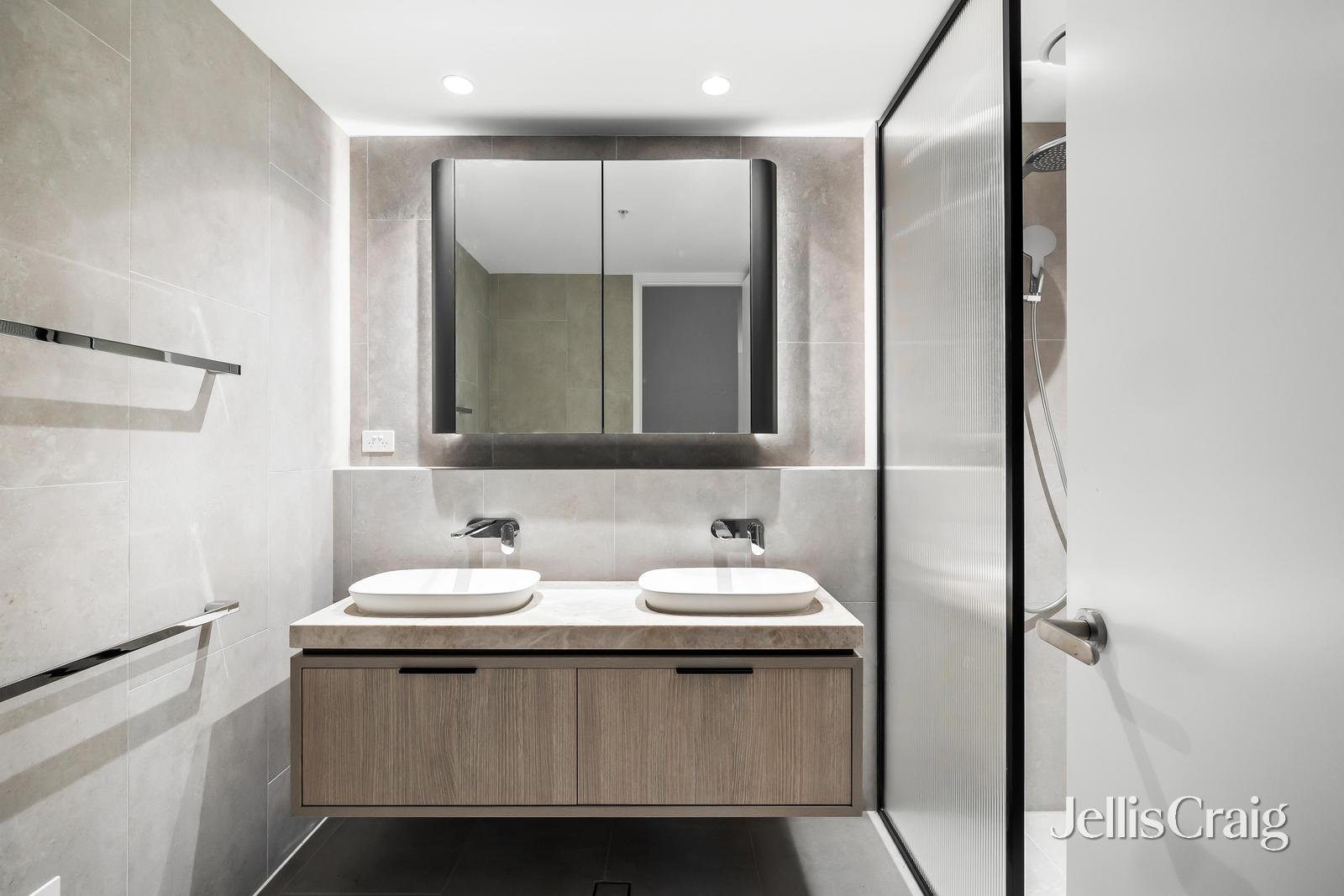 106/252 Wattletree Road, Malvern image 5