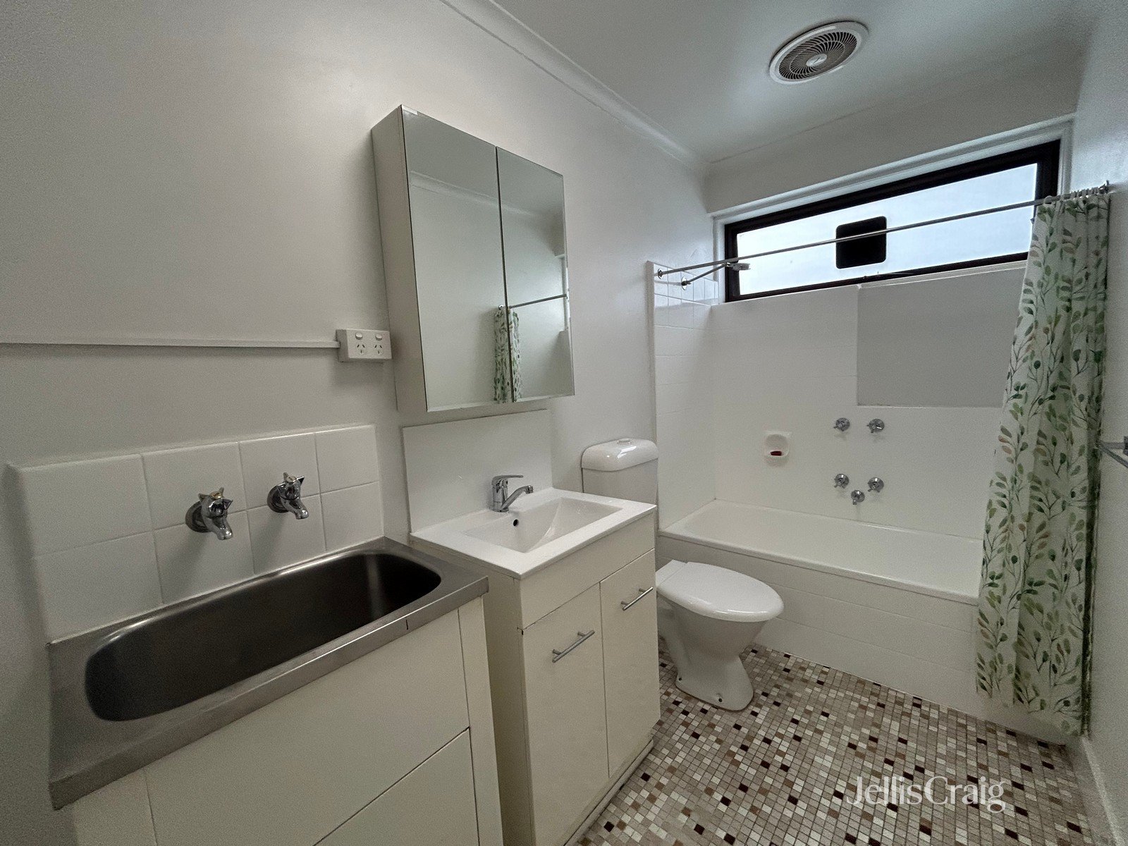 10/626 Sydney Road, Coburg image 4