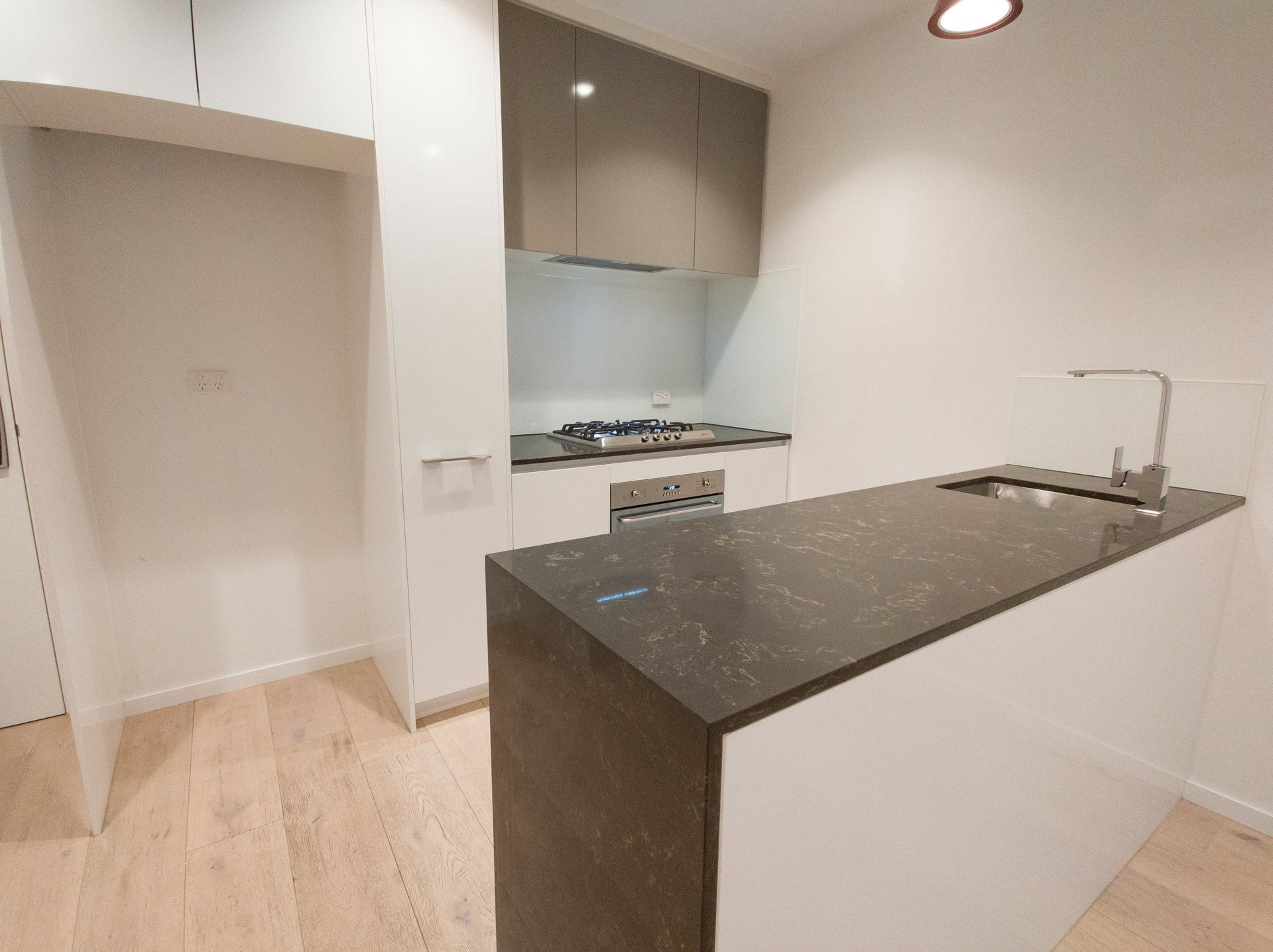 Property Gallery Thumbnail 7