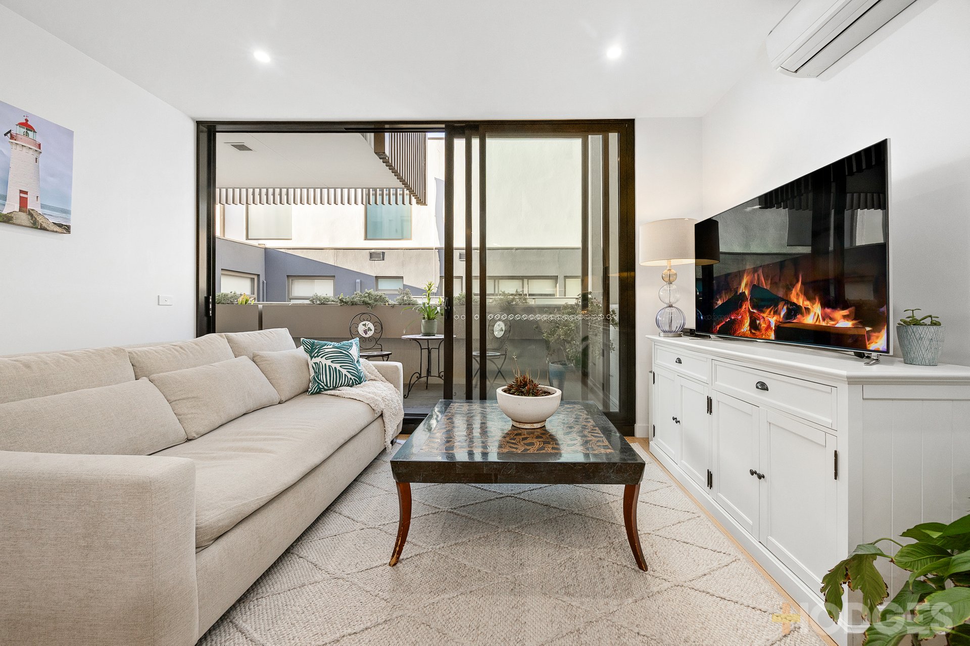 106 / 295 Hampton Street Hampton