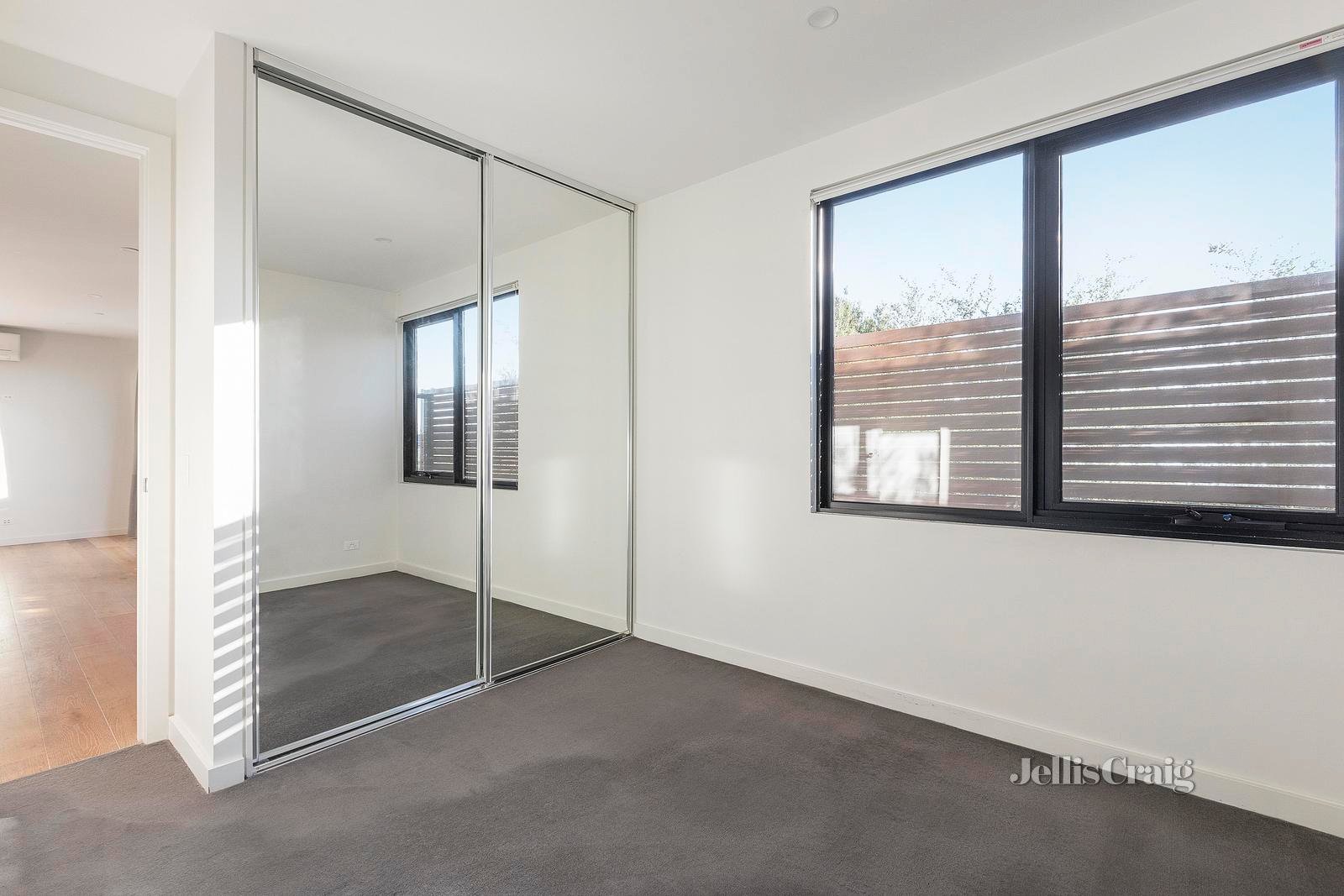 106/3 Faulkner Street, Bentleigh image 5