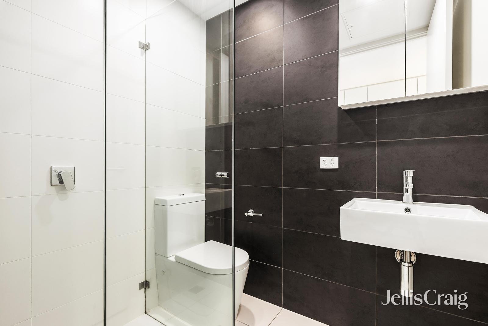 106/300 Victoria Street, Brunswick image 9